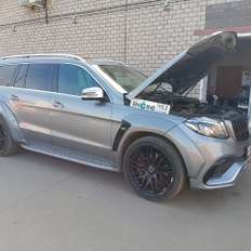 Mercedes GL проходит водородную очистку двигателя
