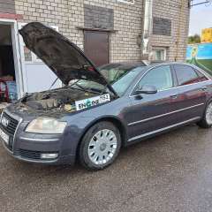 Audi A8  проходит водородную очистку двигателя