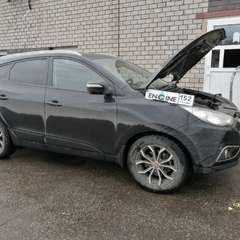 Hyundai ix35 на водородной очистке двигателя в компании ВОДОРОДОФФ (ранее Водород+ НН) Hyundai ix35 проходит водородную очистку двигателя