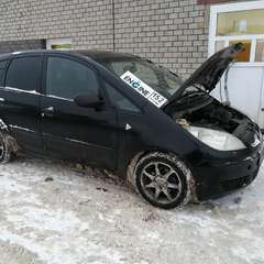 Mitsubishi Colt на водородной очистке двигателя в компании ВОДОРОДОФФ (ранее Водород+ НН) Mitsubishi Colt проходит водородную очистку двигателя