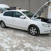 Skoda Superb проходит водородную очистку двигателя