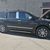 Infiniti QX56  проходит водородную очистку двигателя