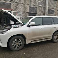Lexus LX570 проходит водородную очистку двигателя