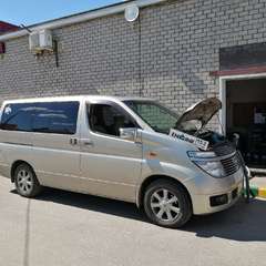 Nissan Elgrand проходит водородную очистку двигателя