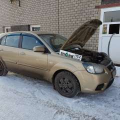 Kia Rio на водородной очистке двигателя в компании ВОДОРОДОФФ (ранее Водород+ НН) Kia Rio проходит водородную очистку двигателя